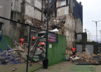 Urbanismo investiga la licencia de las pistas de pádel sobre las que se derrumbó el edificio de Areal