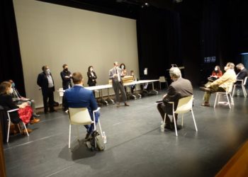 O ascensor que conectará García Barbón con Vía Norte estará operativo en 24 meses