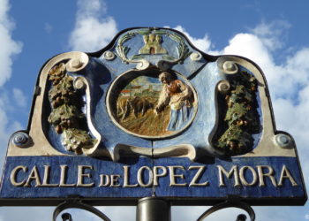 Letreros artísticos del callejero de Vigo