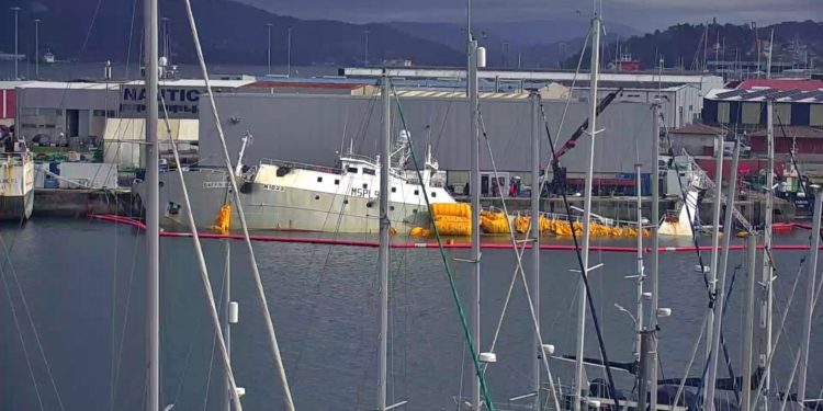 Concluye la extracción del combustible del ‘Baffin Bay’ y se inician las labores previas a su reflotamiento