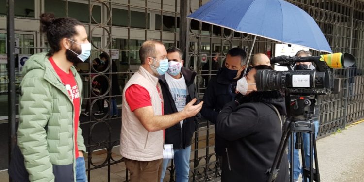 Os bombeiros de Vigo desconvocan a folga indefinida para propiciar unha solución dialogada á falta de persoal