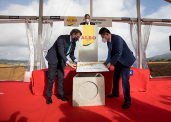 Feijóo anima a conceder licencias exprés para atraer inversiones tras la llegada de Albo a la Plisan