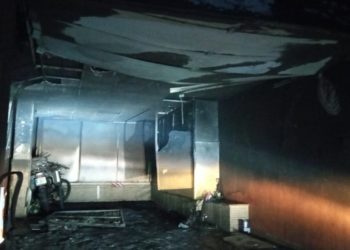 Un rayo provoca un incendio en el garaje de una vivienda de Soutomaior