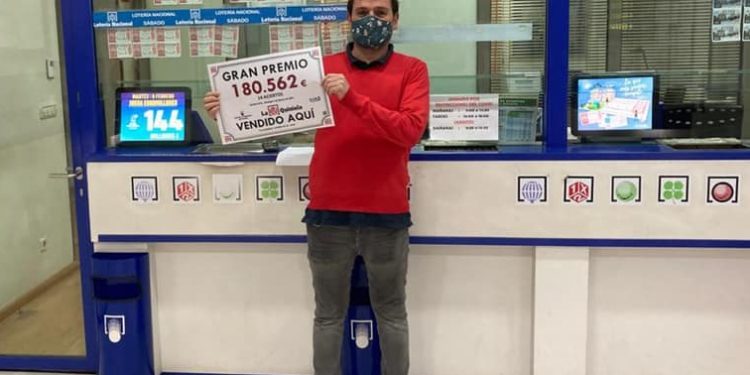 La Quiniela deja en Vigo 180.000 euros… que pudieron ser 3,8 millones