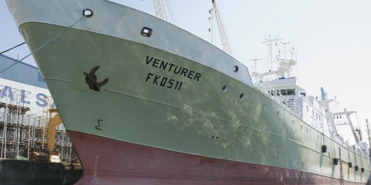 Máis de 60 tripulantes dun barco de Vigo, confinados no Brasil por un gromo de Covid-19