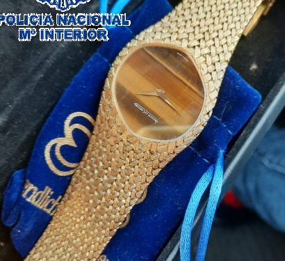 Dos detenidos en Fuengirola tras una denuncia en Vigo por la compra fraudulenta de relojes de alta gama