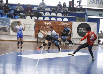 El Guardés choca con un muro
