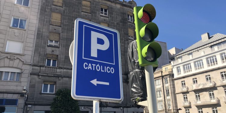 Aparcamiento católico