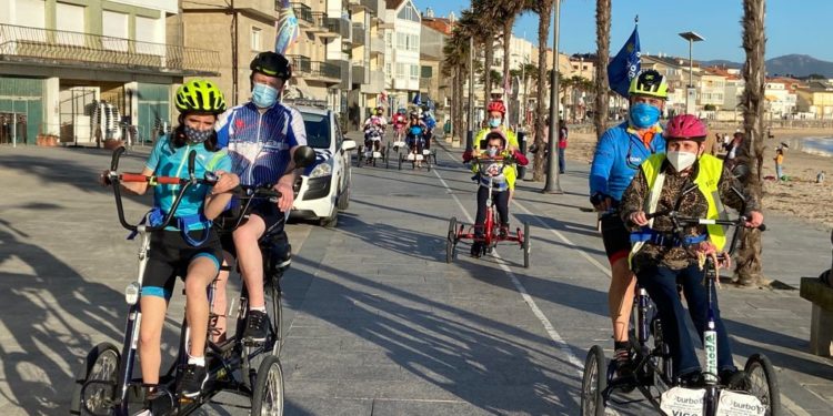 Un paseo pola costa… tras meses de restricións