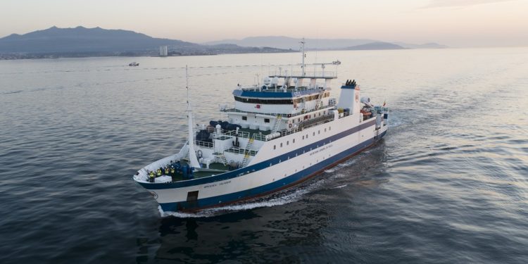 El buque «Miguel Oliver» zarpa de Vigo para estudiar las especies pelágicas en el noroeste peninsular