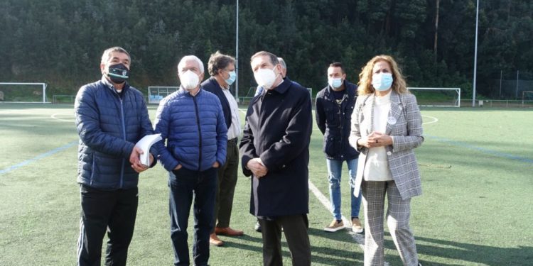 Catro campos de fútbol de Vigo serán reformados este verán