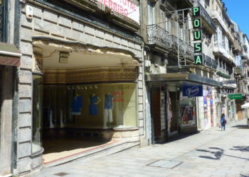 Cuando la Rúa Colón era la calle de la moda de Vigo
