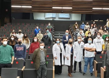 El Cunqueiro recibe a un centenar de estudiantes de Ingeniería Biomédica