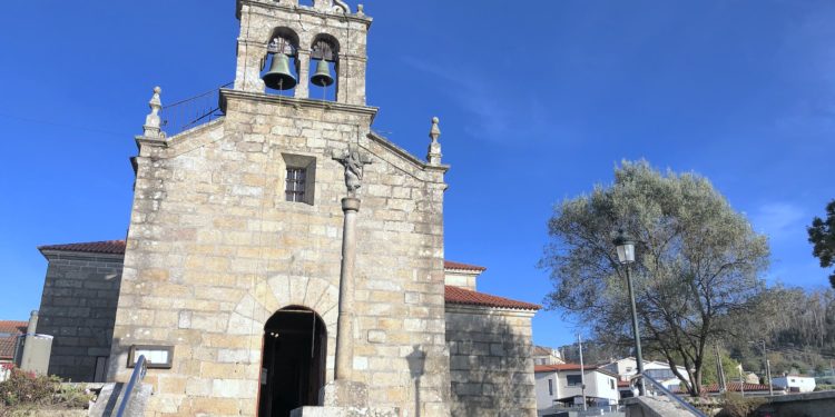 Iglesia San Salvador de Coruxo
