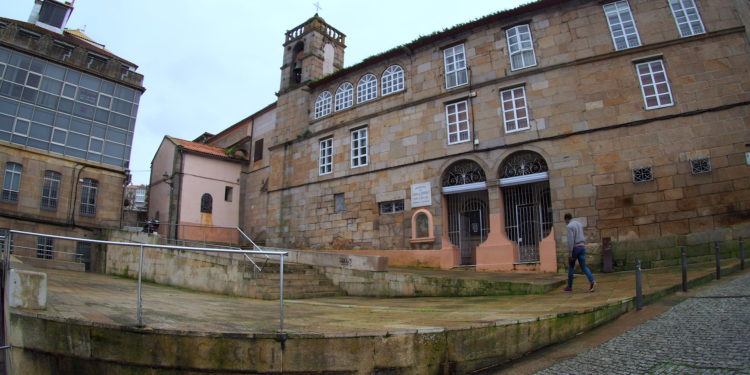 Rúa de Santa Marta, Rúa San Francisco y Las Tres Gracias