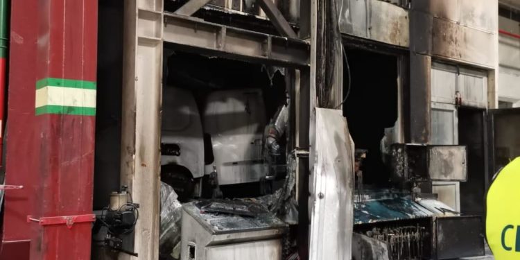 El incendio en PSA Vigo se originó en un robot y obligó a parar tres horas la producción