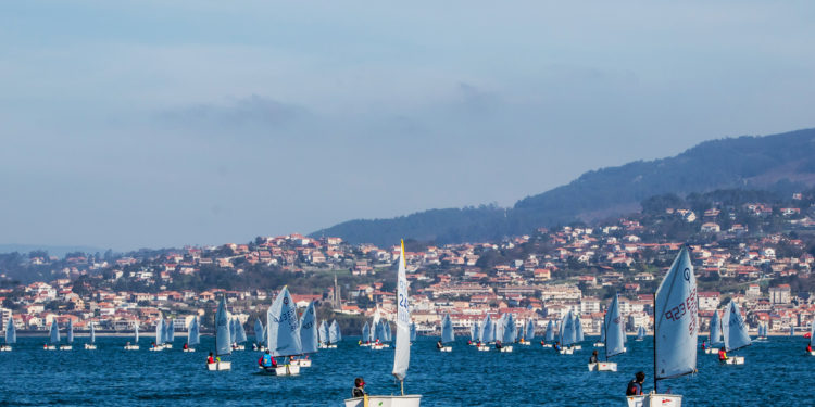 Baiona calienta motores para el Campeonato de España de Optimist