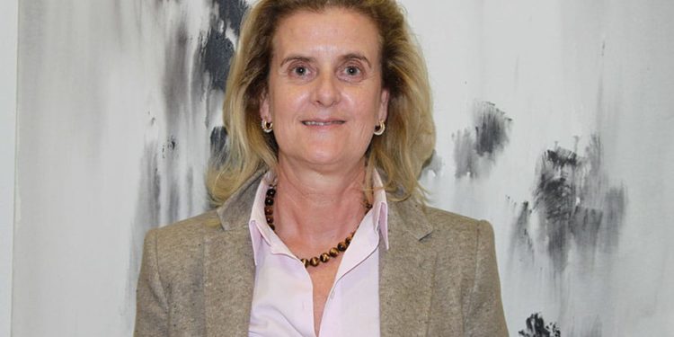 “Seguimos sin solucionar el grave problema de la precariedad que sufren las enfermeras en Galicia”