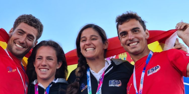 Bronce para el vigués Nico Rodríguez y el barcelónes Jordi Xammar en el Mundial de 470