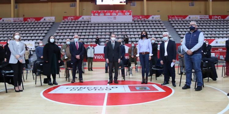 “Viti” y Paula González, Premios VIDE a mejores futbolistas 19/20; Claudia Martínez, en fútbol sala