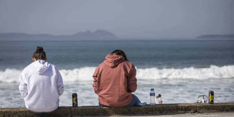 El área sanitaria de Vigo reduce al mínimo la positividad y supera las 20.000 personas curadas