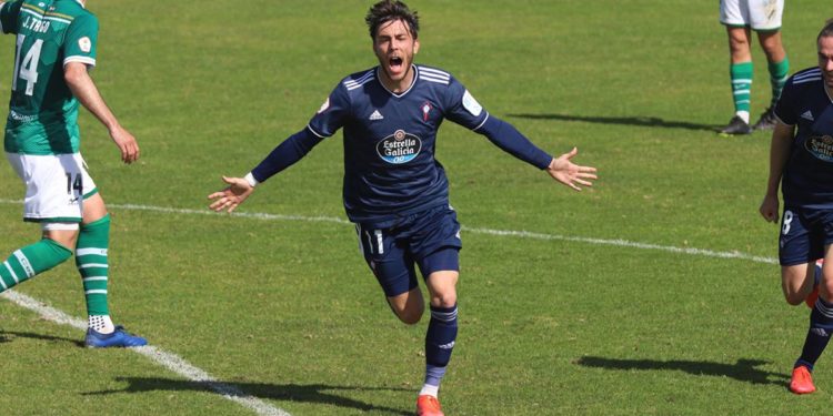 El Celta B jugará por el ascenso tras ganar en Coruxo y condenar al Deportivo