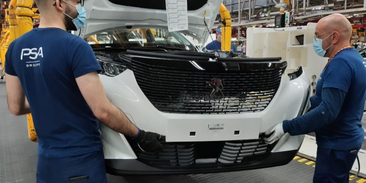 PSA Vigo reanuda la actividad en el sistema 2 este miércoles por la noche