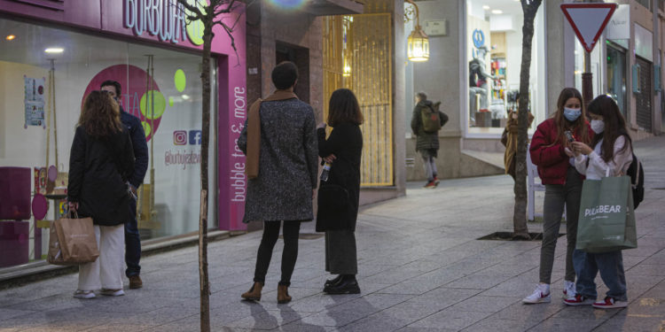 Sanidade ve “cierto optimismo” en la situación de Vigo pero pide “prudencia”