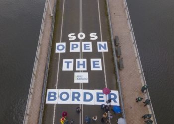 O Miño clama contra «a tomadura de pelo» e a ruína económica na fronteira