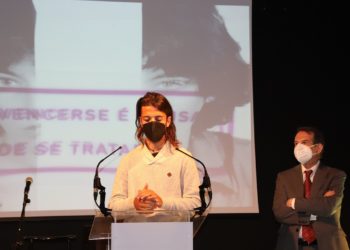 A voz de Xela Arias emerxe no Marco de Vigo