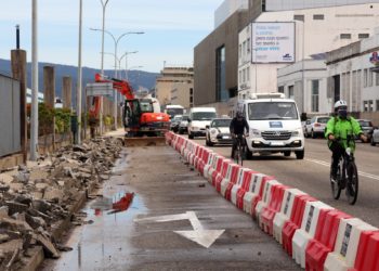 Autoridad Portuaria de Vigo trabajos rúa Beiramar bicicleta tráfico