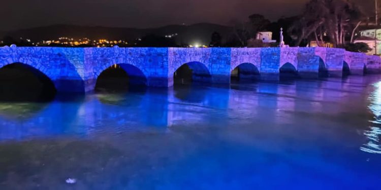 Luces leds y color para el puente de A Ramallosa