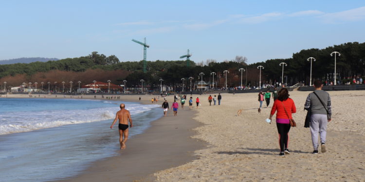 La Policía Local de Vigo tramita cinco propuestas de sanción contra el Marina Cíes