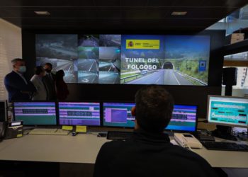 La A-52 recupera el túnel de A Cañiza