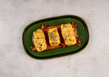 Rollitos de pollo con verduras y jamón