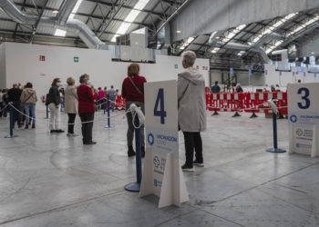 Vigo inicia la segunda vacunación masiva en el Ifevi con 4.400 citados de entre 60 y 65 años