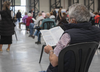 Récord de vacunación en España:  453.682 dosis en un día y 3 millones con pauta completa