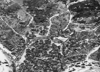 Vigo organiza el Batallón de la Victoria contra la invasión francesa y toma Santiago