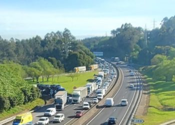 Una mujer fallecida y dos heridos en un accidente de tráfico en la AP-9 en Vigo