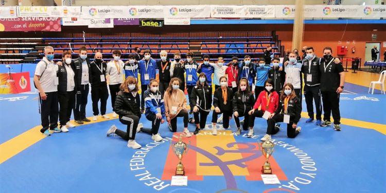 Galicia, ouro na clasificación feminina e  bronce na masculina da Copa de España