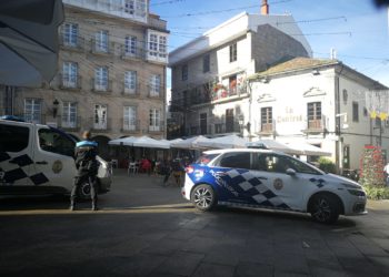 El 20% de los vigueses hace un “uso defectuoso” de las mascarillas en las terrazas