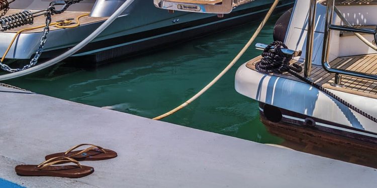 El protocolo social en un barco