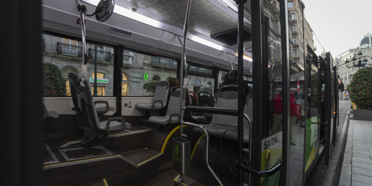 Vitrasa pide ampliar a ocupación permitida nos autobuses urbanos