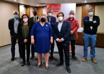 Clara Aguilera se reúne en Vigo con el sector pesquero y destaca su liderazgo europeo