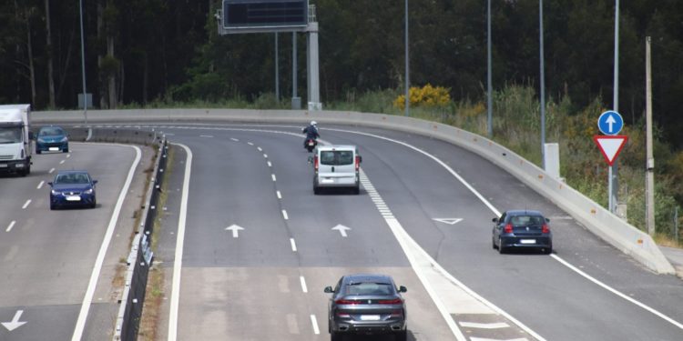 Tráfico cambia de sitio el radar de la A-55 en Vigo