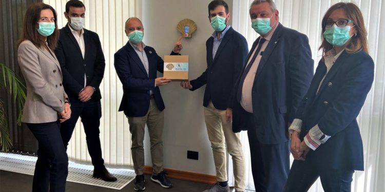 Zona Franca recibe el primer medidor de CO2 ‘made in Vigo’ de una empresa de la BFAuto