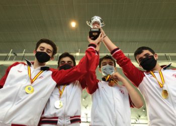 Título nacional para el equipo infantil de florete del Olivo