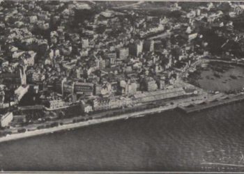 El ‘Marabú’ toma la primera foto aérea de Vigo