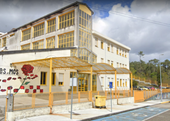 Un brote en un instituto dispara la incidencia acumulada en Mos, que aguarda más restricciones