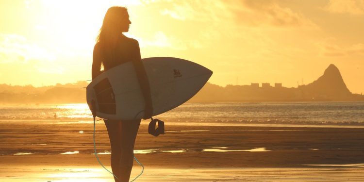 Cursos de surf para el verano: disfruta de tus vacaciones